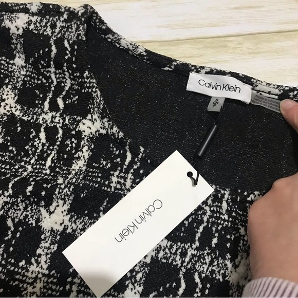 Calvin Klein NWT Black White Plaid Blouse Top Fluted Bell Sleeves Size Small - Picture 2 of 5